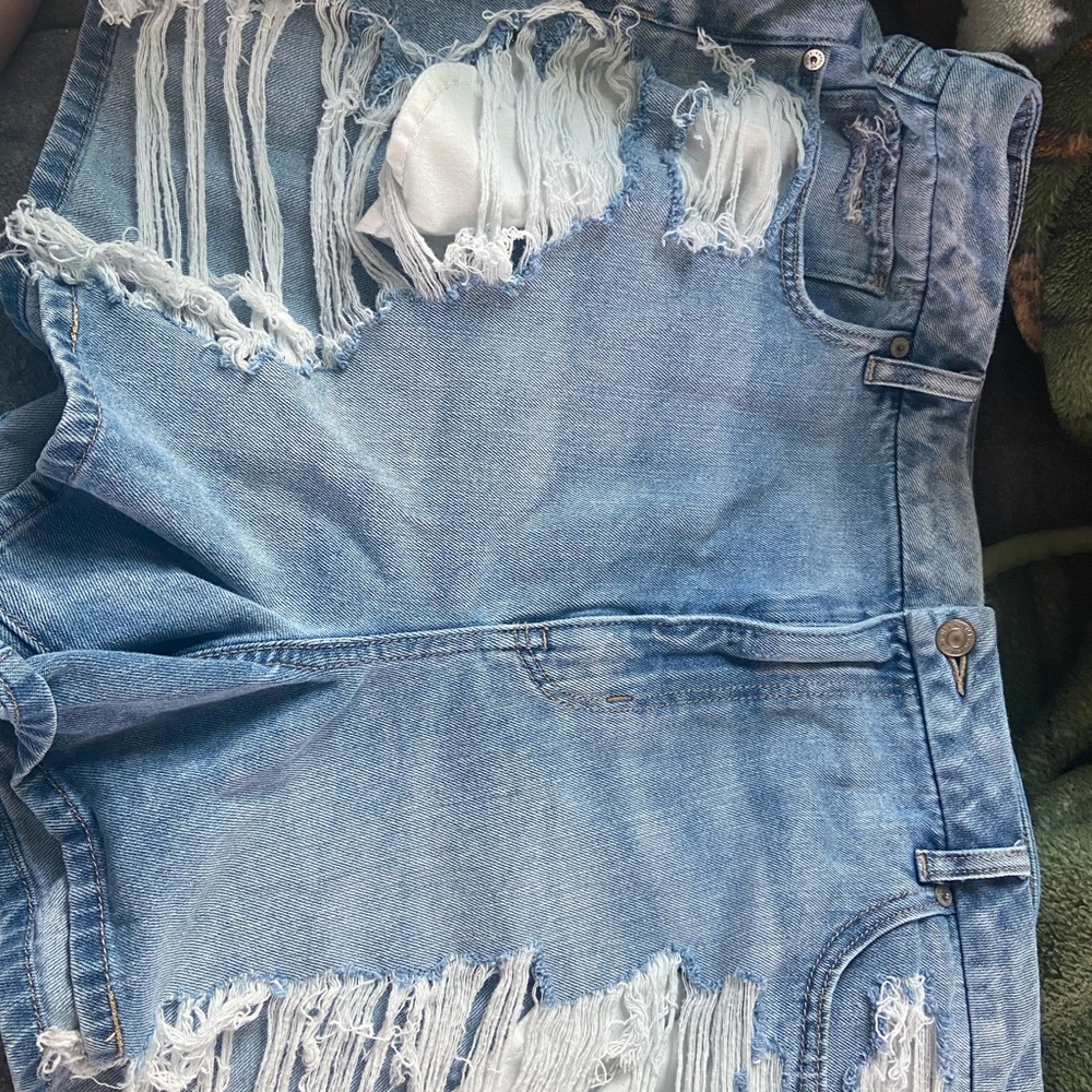 Women’s American eagle jean shorts